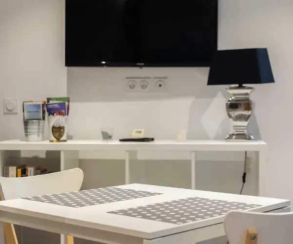 Les De Claire Ονφλέρ