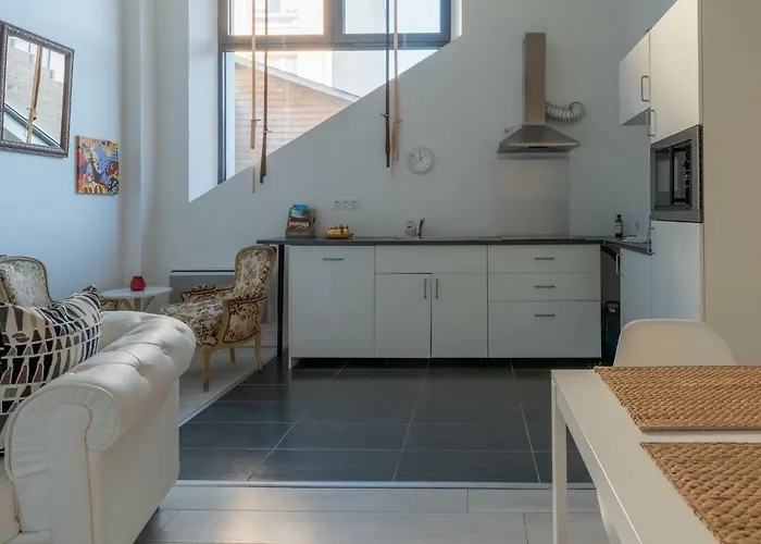 Les De Claire * Ονφλέρ