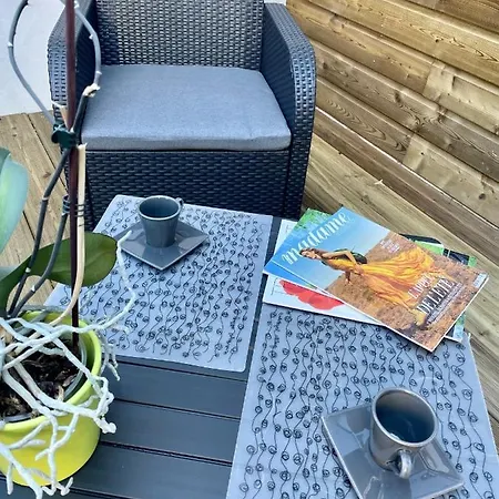 Les De Claire 아파트