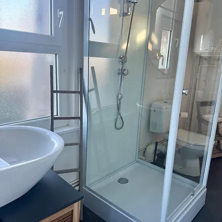 Les De Claire 아파트