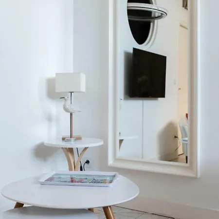 Διαμέρισμα Les De Claire *