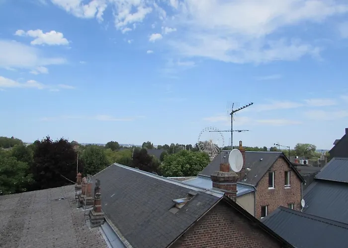 Les De Claire Apartman