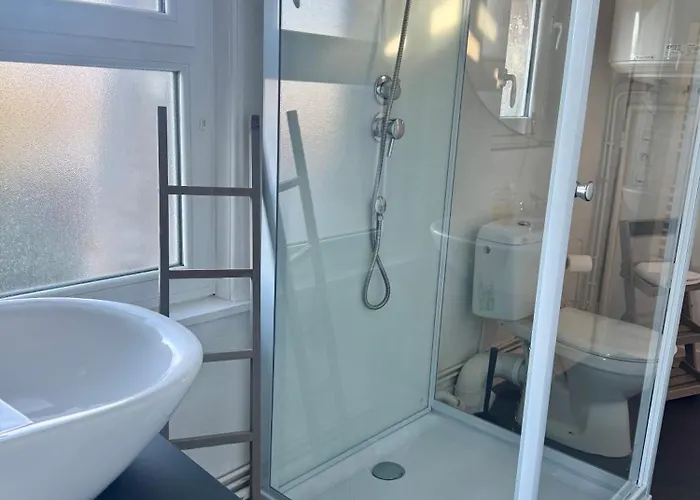 Les De Claire Apartman