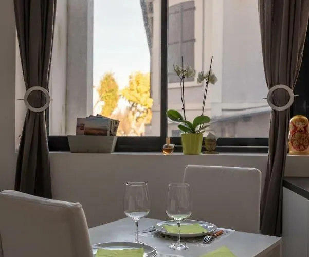 Les Gites De Claire & Antoine Apartment Honfleur